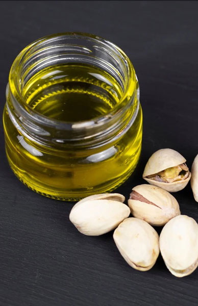 خواص روغن پسته چیست