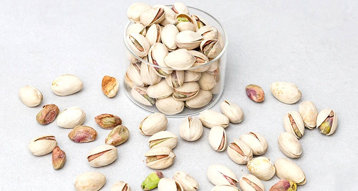 چه زمانی پسته ها پوک می شوند؟
