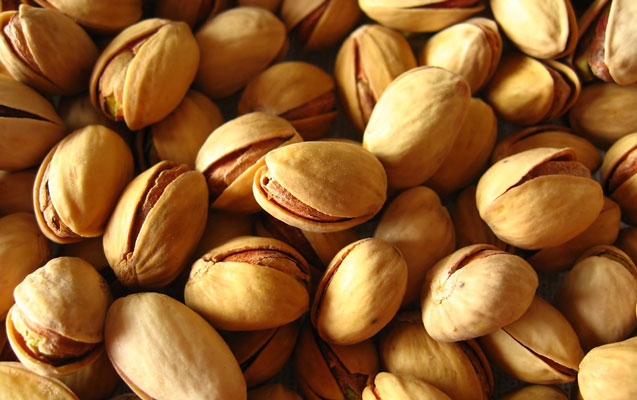 نقش پسته در بارداری برای درمان یبوست